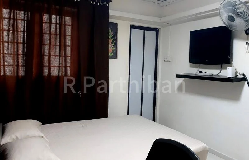 Master Room (HDB) for Rent in 249 Jurong East Street 24 - Image 3