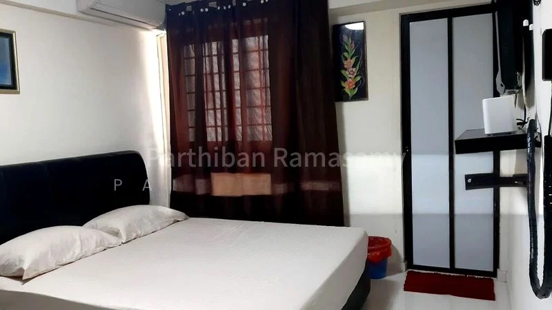 Master Room (HDB) for Rent in  249 Jurong East Street 24 - Image 2