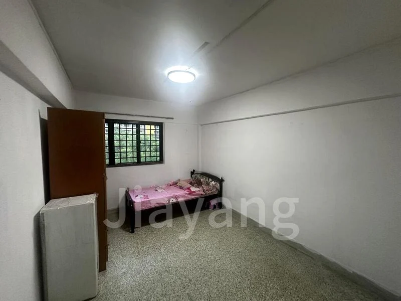 Common Room (HDB) for Rent in  209 Ang Mo Kio Avenue 3 - Image 3