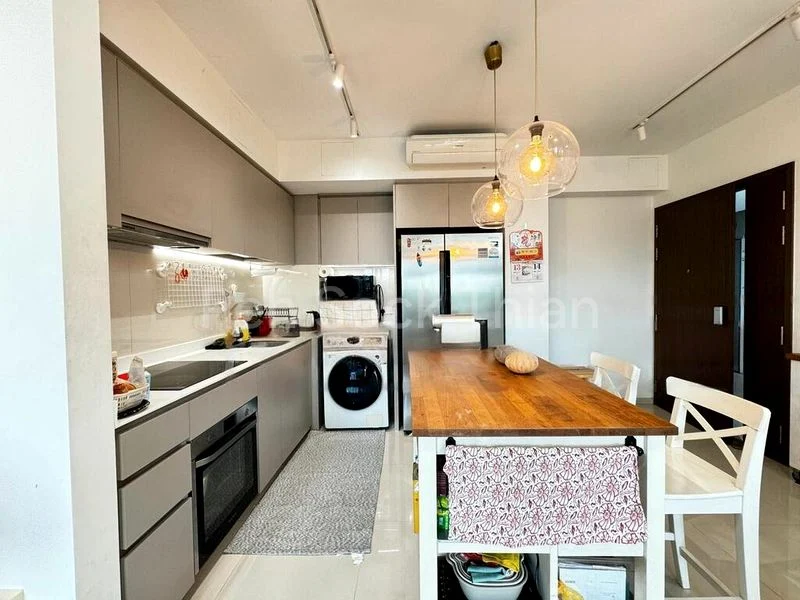 3 Bed Executive Condo for Sale in  The Visionaire - Image 6