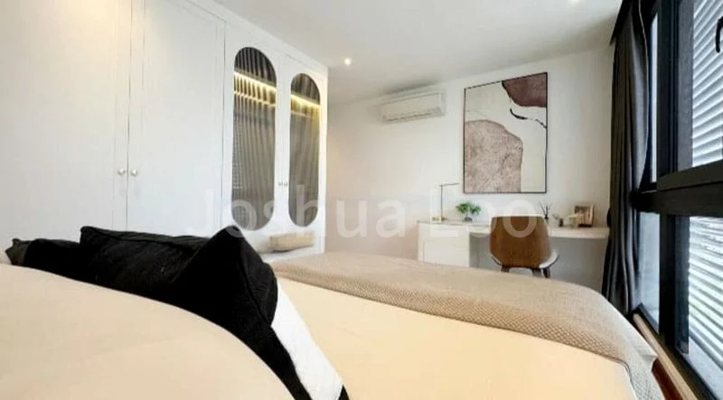 5 Bed Semi-Detached House (Landed) for Sale around  Jalan Loyang Besar - Image 15