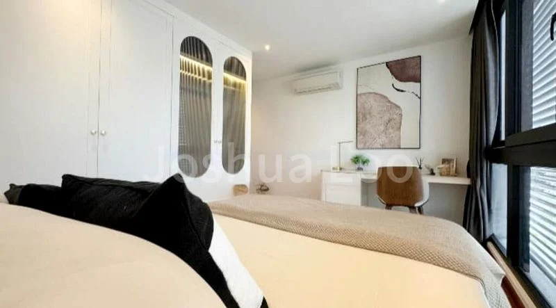 5 Bed Semi-Detached House (Landed) for Sale around  Jalan Loyang Besar - Image 8