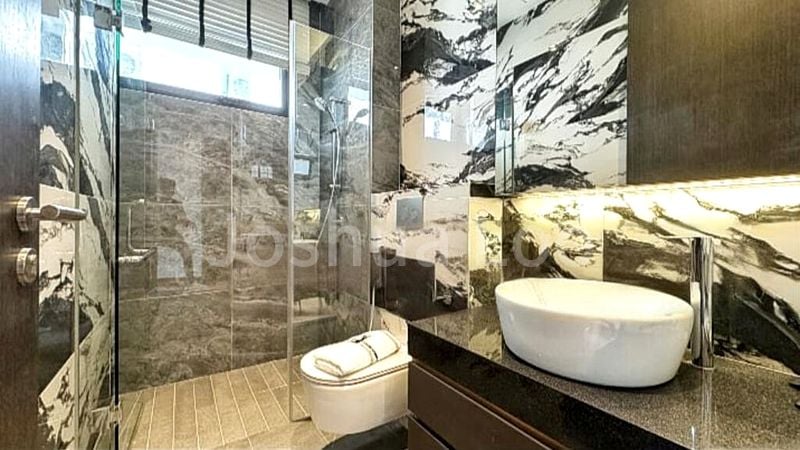 5 Bed Semi-Detached House (Landed) for Sale around  Jalan Loyang Besar - Image 17