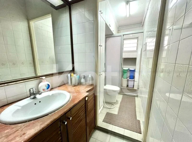 Executive HDB for Sale in  661 Jalan Damai - Image 8