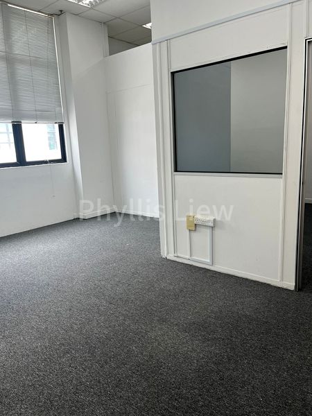 Light Industrial (B1) for Rent in  Citilink Warehouse Complex - Image 6