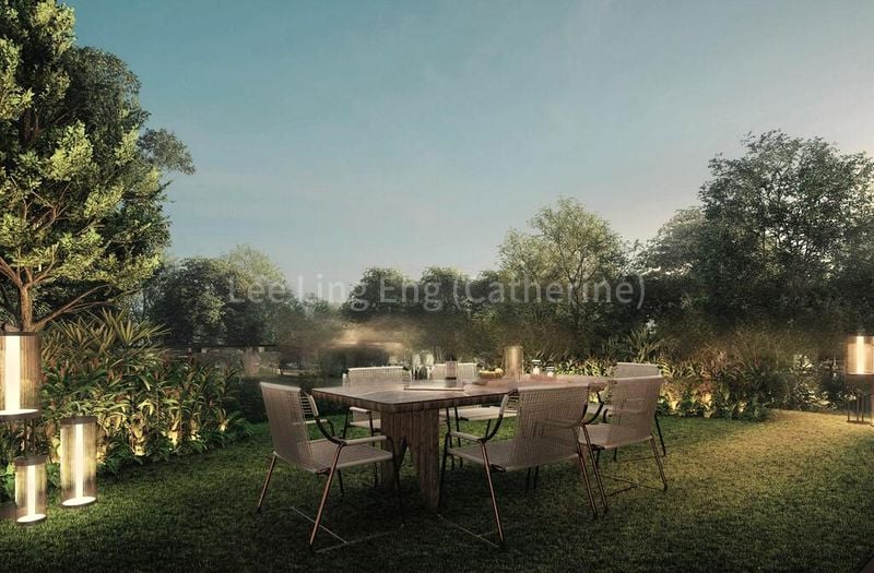 5 Bed Semi-Detached House (Landed) for Sale in  Bournemouth Road - Image 2