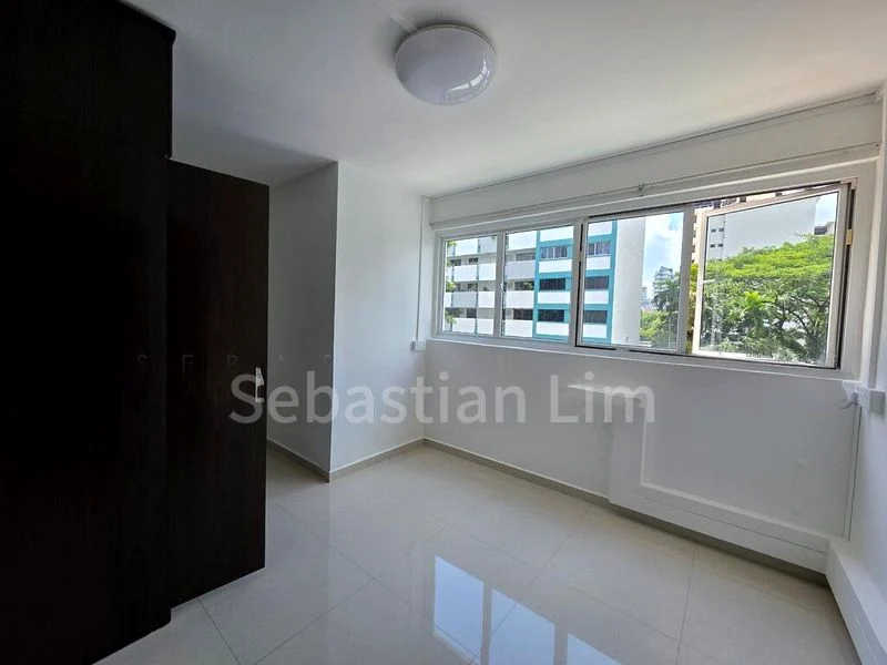Common Room (HDB) for Rent in  96 Whampoa Drive - Image 1