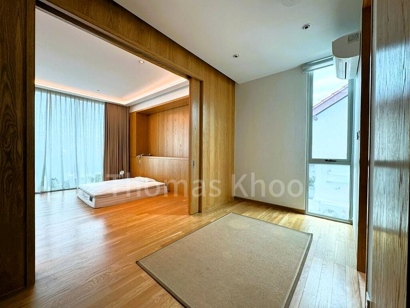 5 Bed Bungalow (Landed) for Sale in  Sembawang Hills Estate - Image 1