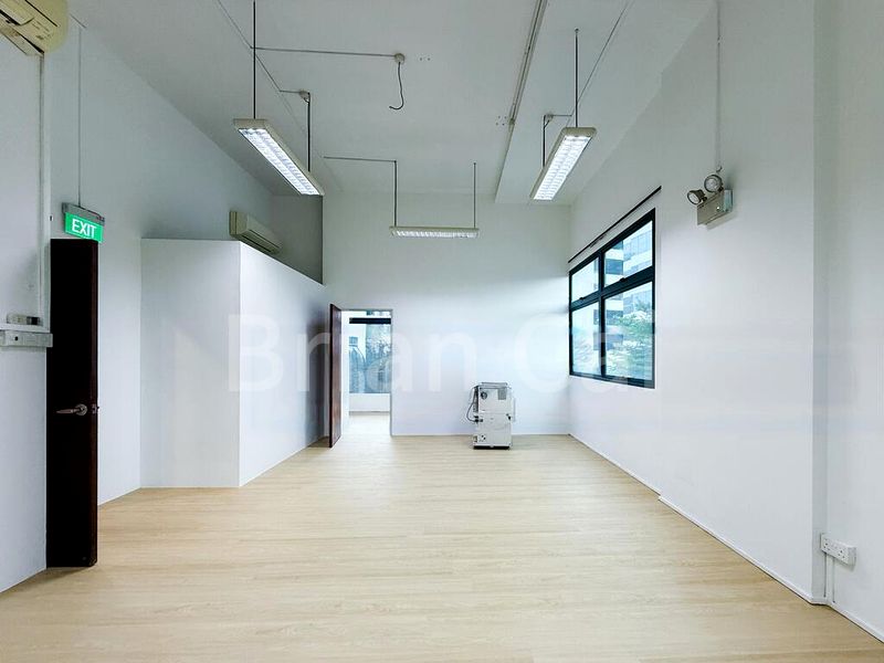 Office for Rent: The Splendour - Image 3