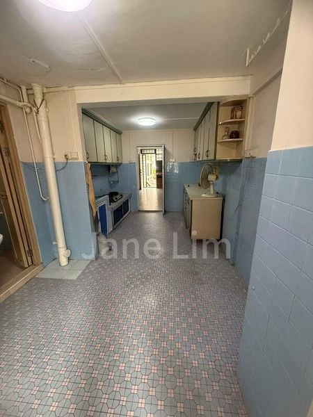3 Room (3I) HDB for Sale in  112 Lorong 1 Toa Payoh - Image 5