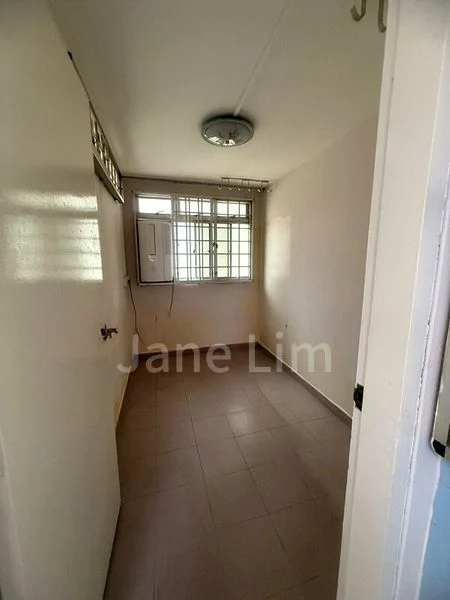 3 Room (3I) HDB for Sale in  112 Lorong 1 Toa Payoh - Image 2