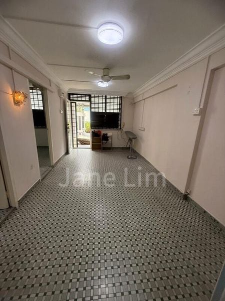 3 Room (3I) HDB for Sale in  112 Lorong 1 Toa Payoh - Image 11