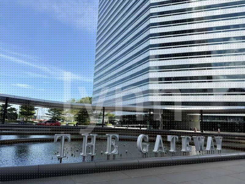 Office for Rent: Gateway East - Image 11