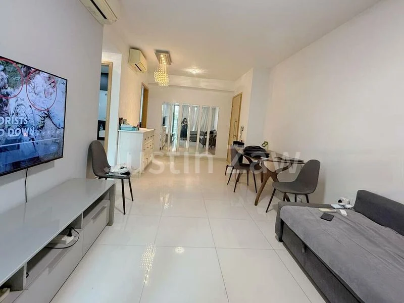 2 Bed Executive Condo for Rent in  Esparina Residences - Image 9