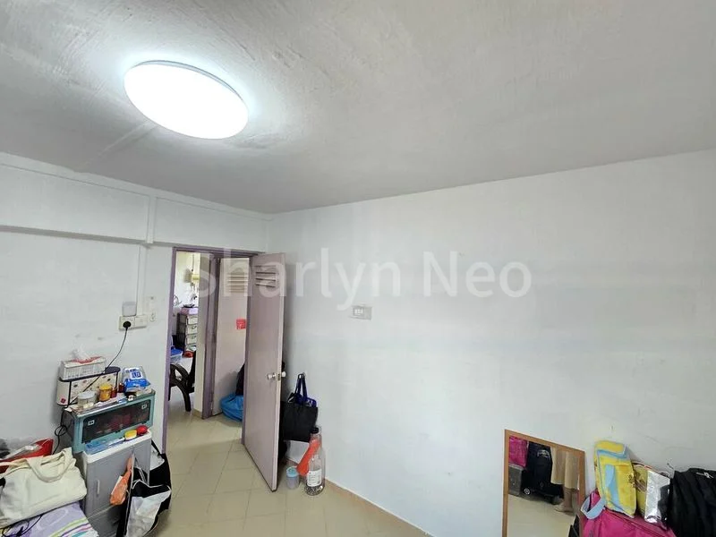 4 Room (4NG) HDB for Sale in 301 Jurong East Street 32 - Image 2