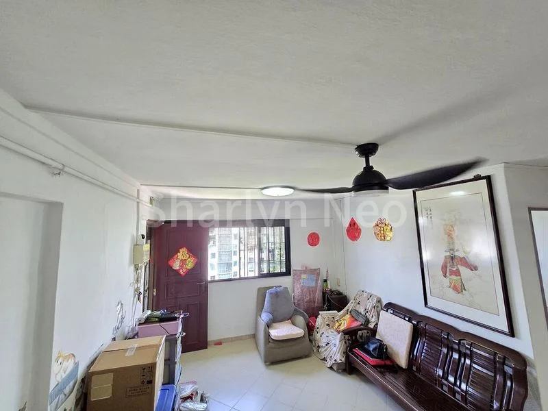 4 Room (4NG) HDB for Sale in 301 Jurong East Street 32 - Image 1