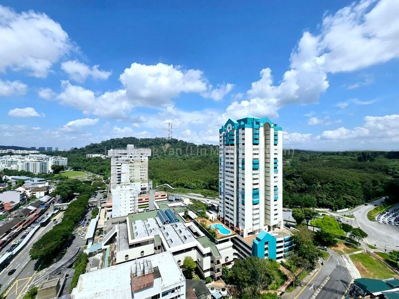 2 Bed Condo for Rent in The Linq @ Beauty World - Image 2