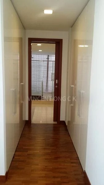 5 Bed Semi-Detached House (Landed) for Rent in  Bukit Villas - Image 4