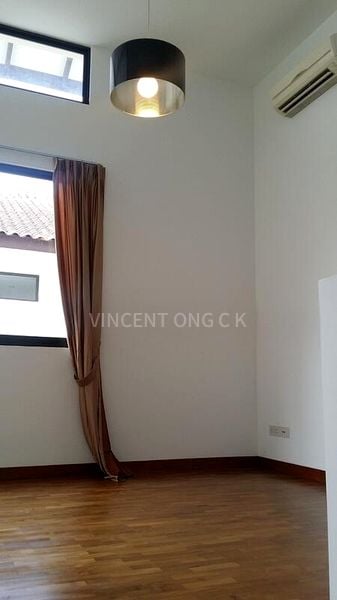 5 Bed Semi-Detached House (Landed) for Rent in  Bukit Villas - Image 1