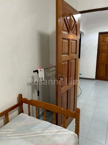 Common Room (HDB) for Rent in  751 Jurong West Street 73 - Image 5