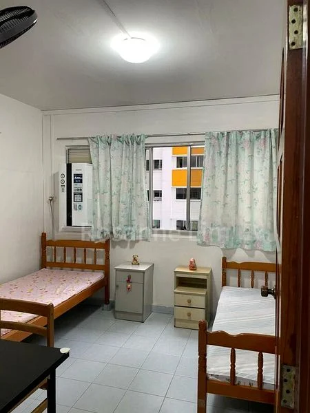 Common Room (HDB) for Rent in  751 Jurong West Street 73 - Image 1