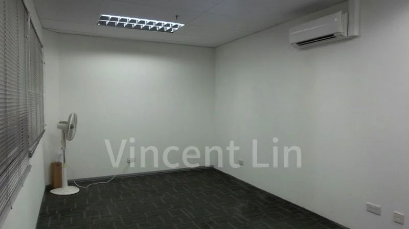 Light Industrial (B1) for Rent in  Tong Lee Building Block B - Image 2
