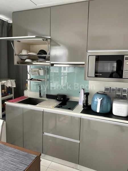 1 Bed Apartment (Condo) for Rent in  Lumiere - Image 4