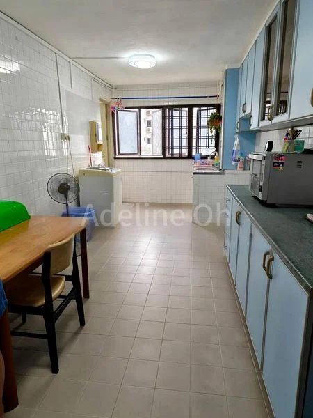 4 Room (4NG) HDB for Rent in  573 Ang Mo Kio Avenue 3 - Image 2