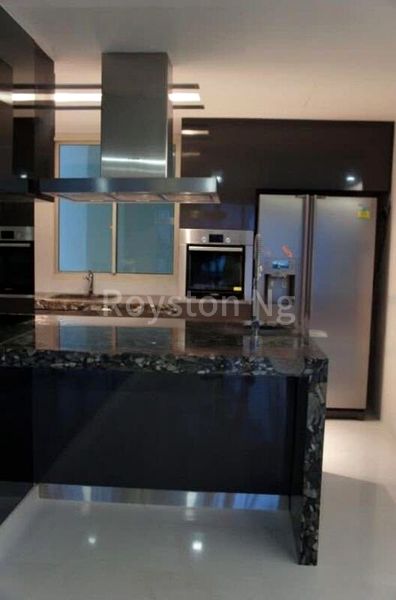 3 Bed Condo for Sale in  Rio Vista - Image 8
