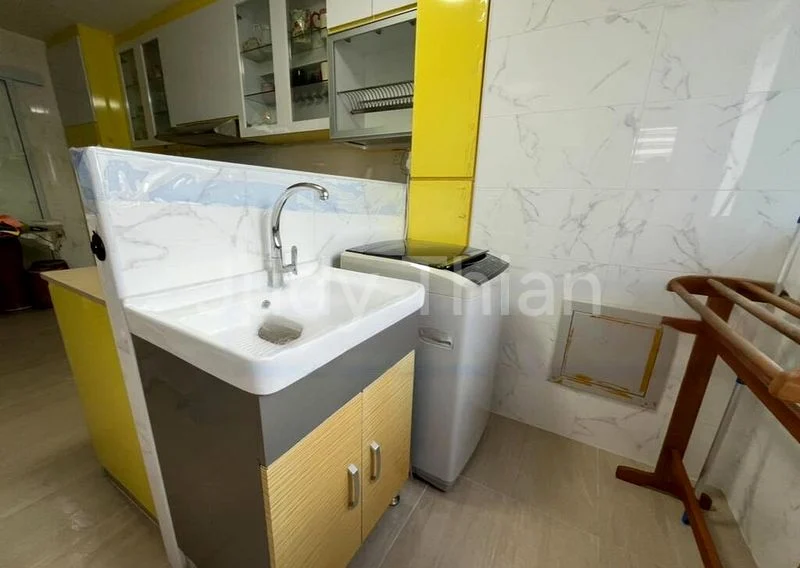 3 Room (3A) HDB for Rent in  806 Yishun Ring Road - Image 4