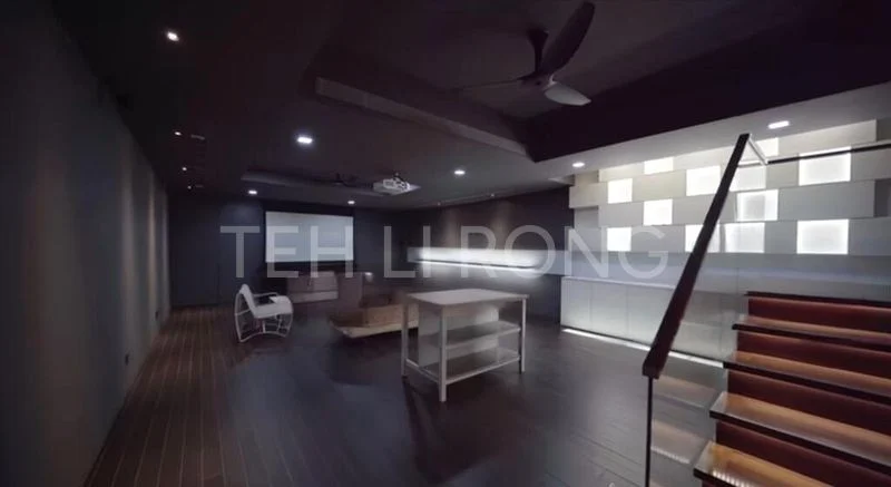 5 Bed Corner Terrace (Landed) for Sale in  Jalan Elok - Image 10