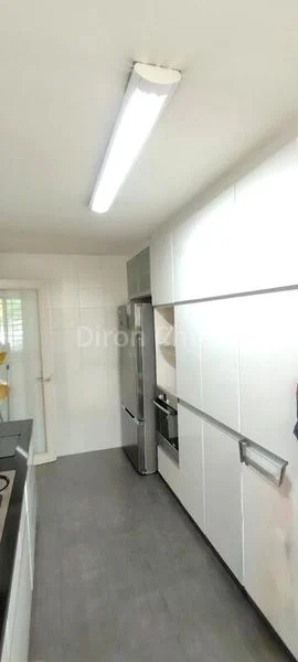 4 Bed Condo for Rent in  The Tresor - Image 2