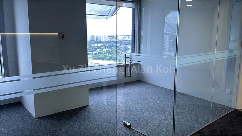Office for Rent: Centennial Tower - Image 12