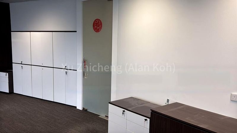 Office for Rent: Centennial Tower - Image 17