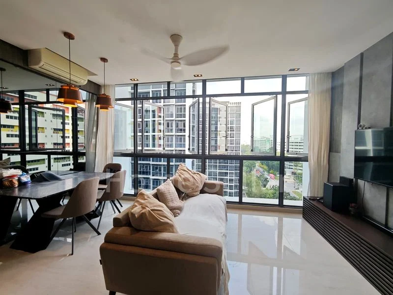 3 Bed Condo for Sale in Symphony Suites - Image 1