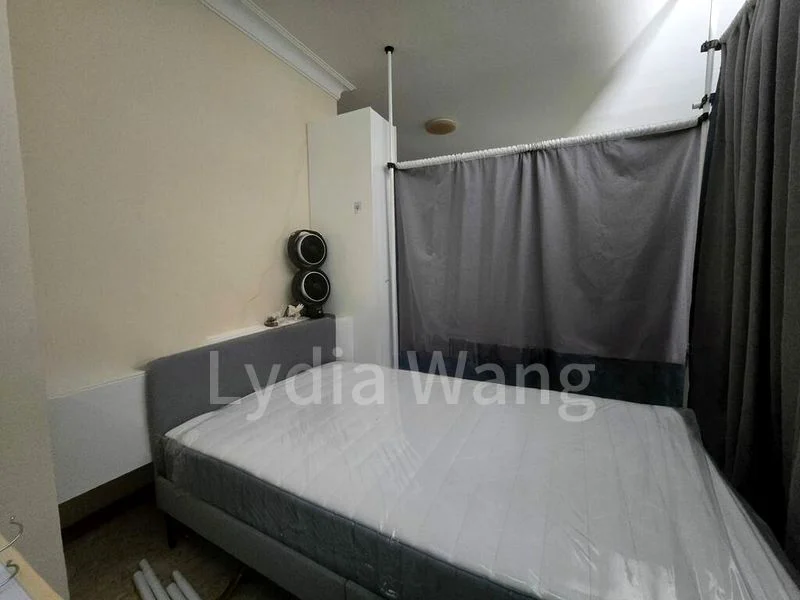 Common Room (Condo) for Rent in  Harbourlights - Image 1
