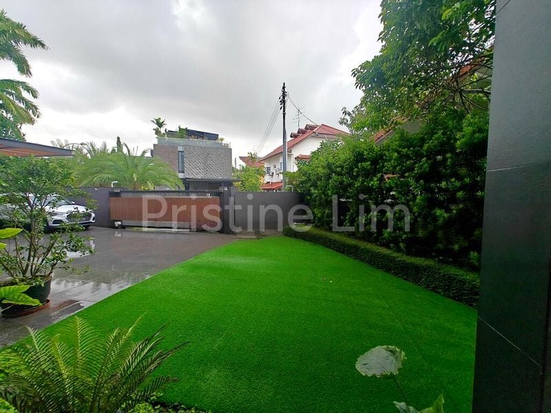 6 Bed Bungalow (Landed) for Sale in  Toh Estate - Image 2
