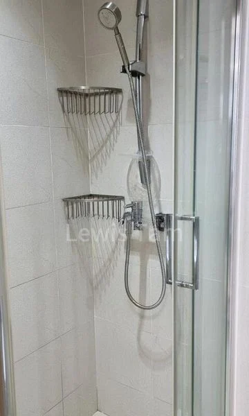 Room (Condo) for Rent in  Forestville - Image 7