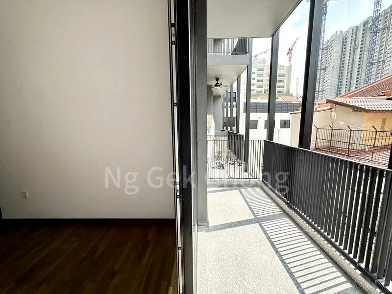 1 Bed Apartment (Condo) for Rent in  1953@Tessensohn - Image 8