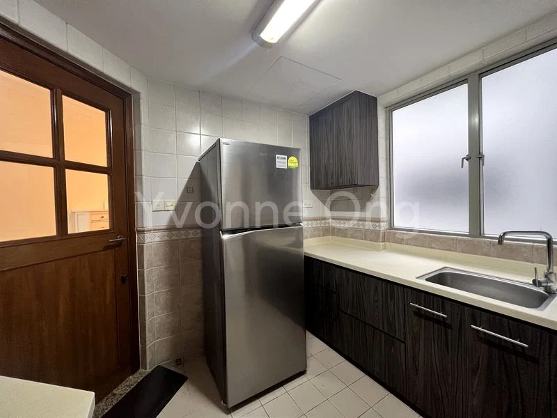 2 Bed Condo for Rent in  The Bayshore - Image 10