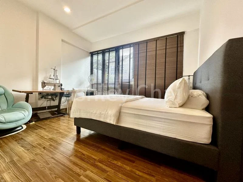 5 Bed Terraced House (Landed) for Sale in Jalan Kayu Estate - Image 3