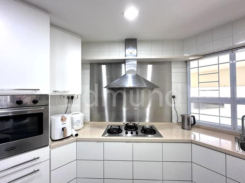 3 Bed Condo for Sale in  Ivory Heights - Image 3