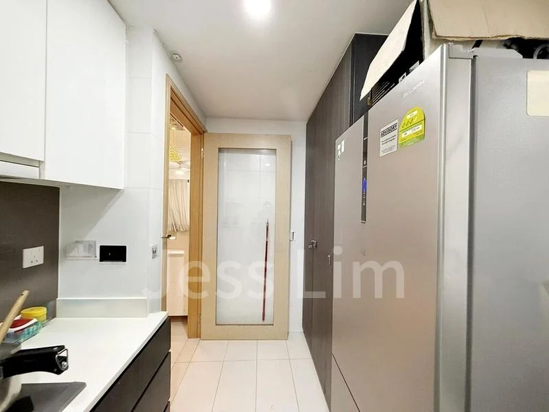 2 Bed Executive Condo for Rent in  Esparina Residences - Image 1