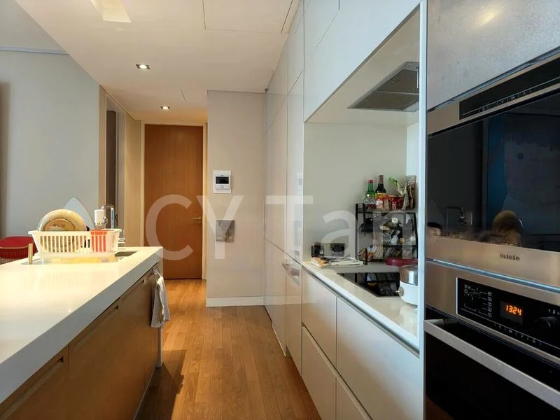 2 Bed Condo for Sale in  Hilltops - Image 1