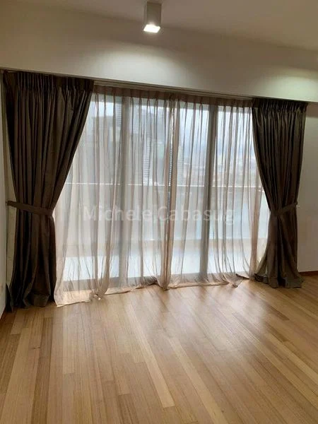 4 Bed Condo for Rent in  Marina Bay Residences - Image 6