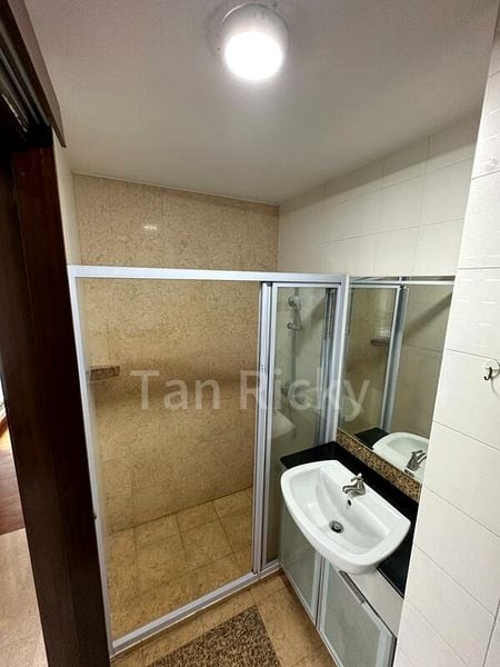 Common Room (Condo) for Rent in Rosewood - Image 5