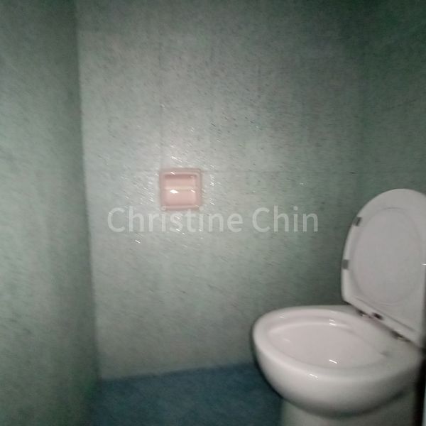 Shop / Shophouse for Rent: 31 Holland Close - Image 6