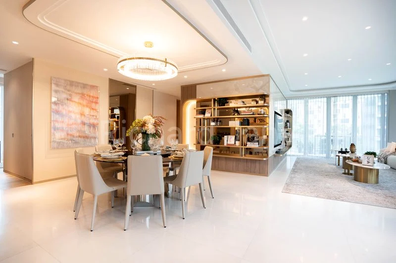 4+1 Bed Condo for Sale in  Cliveden At Grange - Image 4