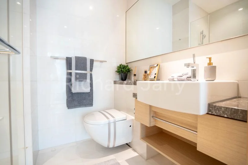 4+1 Bed Condo for Sale in  Cliveden At Grange - Image 10