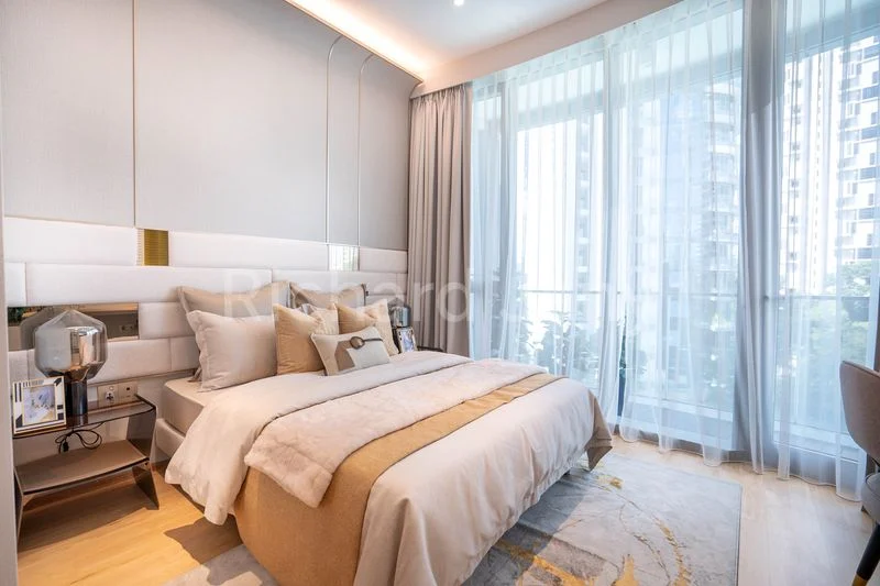 4+1 Bed Condo for Sale in  Cliveden At Grange - Image 9